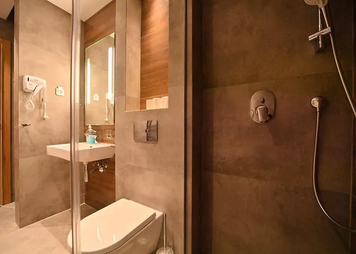 Obradovic Kalman Apartman *